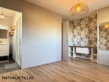 Maison à vendre COMBLEUX , maison d’architecte contemporaine avec jardin , piscine, à deux pas de la Loire 