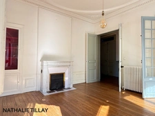 Orleans city center, elegant 5-room apartment for sale. 