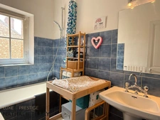 ORLEANS Dunois,  appartement bourgeois T5 a vendre, grand garage, cave, petite copropriéte, cour commune, exclusivité.