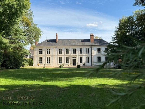 Maîson de Maître, proche Orléans, chateau, à  vendre, Orléans est, parc et dependances.