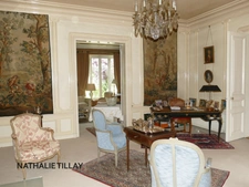 Orleans centre, for sale, private mansion of 465 m², landscaped park and outbuildings.   