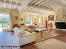Sologne Plateau, country estate for sale: 33-hectare park, swimming pool, tennis court, typical Sologne biotope: woods, forest, meadows, ponds, small game hunting and fishing. Near Orleans. 