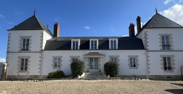  Orléans, demeure de prestige, propriete à vendre, chateau 440 m², piscine, tennis, maison d'amis 85 m², dépendances potentiel aménageable , parc paysagé et arboré 4 ha