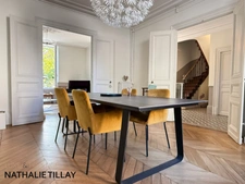 ORLEANS center, bourgeois house for sale, with garden and elevator, rare