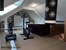Orléans ,  à vendre, belle maison contemporaine,  design et parfait etat,  sous sol chauffé de 90 m², garage vélos et jardin