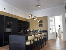 Orleans city center, sumptuous 175 m² apartment for sale, in a private mansion.