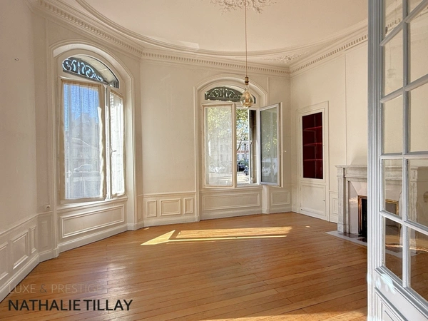 Orleans centre, Appartement bourgeois à vendre 5 pièces , 