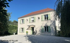 SAINT JEAN DE BRAYE, limite Boigny, PROCHE ORLEANS, à vendre maison de 309 m², jardin paysager, piscine, pool house, parcelle 2 748 m²
