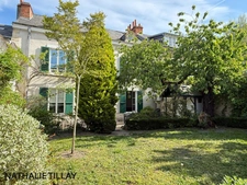 ORLEANS center, bourgeois house for sale, with garden and elevator, rare
