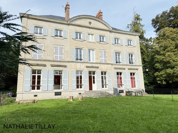 Appartement à vendre, 91,30 m², jardin privatif et stationnements ,  SAINT JEAN DE BRAYE , Chateau Ste Marie