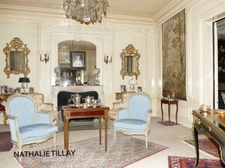 Orleans centre, for sale, private mansion of 465 m², landscaped park and outbuildings.   