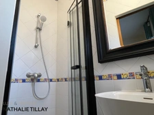 Orléans ,  à vendre, belle maison contemporaine,  design et parfait etat,  sous sol chauffé de 90 m², garage vélos et jardin
