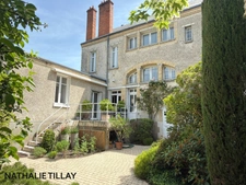 Orlean Dunois , maison à vendre avec porche, garage et jardin