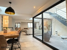 Maison à vendre , Orleans hyper centre , esprit loft , patio, terrasse 60m² , stationnements, cave 