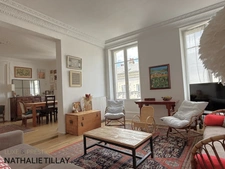 ORLEANS Dunois,  appartement bourgeois T5 a vendre, grand garage, cave, petite copropriéte, cour commune, exclusivité.