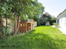 Orleans Dunois, a vendre, maison principale et maison d amis, ensemble avec  jardin, porche d 'entrée possible 2 stationnements.