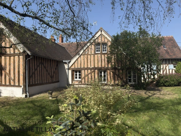 Orléans  Maison de charme et de caractère, à vendre, 227m² habitables, parc de 3755 m²