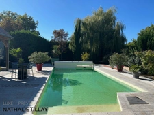 SAINT JEAN DE BRAYE, bordering Boigny, NEAR ORLEANS, for sale: house of 309 m², landscaped garden, swimming pool, pool house, plot of 2,748 m²