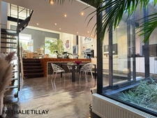 Orleans hyper centre, appartement loft à vendre. Patio interieur. Terrasse a ciel ouvert , salle de sport , garage. Unique.