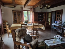 BORGO – Propriété à fort potentiel : 393 m² habitables + 2 980 m² de terrain – 395 000 €
