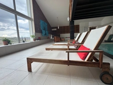 À VENDRE – Ensemble immobilier d’exception en pierre avec fonds de commerce bien-être et vue panoramique 