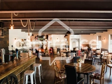 Bar-Restaurant avec Maison d’Habitation dans un Village Dynamique du Tarn-et-Garonne