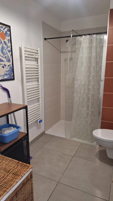 Appartement T2 meublé de standing avec terrasse et parking – Bayonne (64)