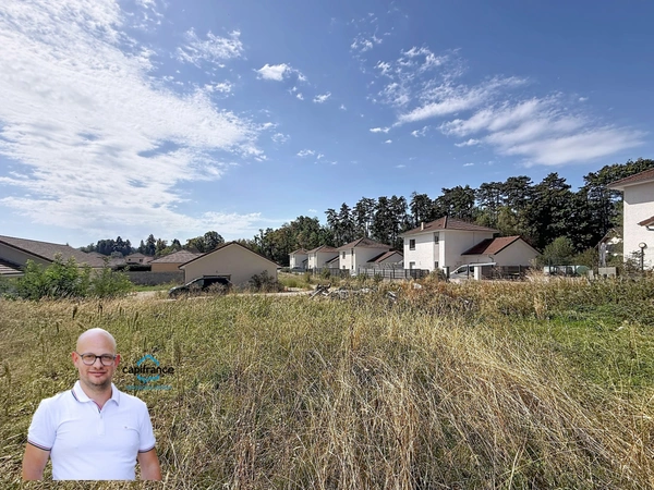 Terrain à vendre de 463,00 m² LES ABRETS (38)