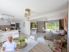 Maison à vendre 5 pièces SAINT JEAN D'AVELANNE (38) sur 950m2 de terrain clos. 