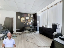 Immeuble de rapport en hyper-centre d'Aoste (38490) – Local commercial loué + T3 libre + Combles aménageables