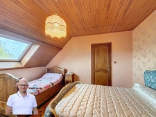 Maison à vendre 9 pièces LES ABRETS EN DAUPHINE sur un parc arboré de plus 2500m2 avec piscine. 