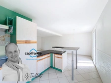 AOSTE Maison centre village, 3 chambres garage attenant 