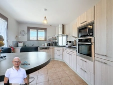 Maison à vendre 5 pièces LEPIN LE LAC (73) sur plus de 2200m2 de terrain à bâtir