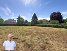 Terrain à vendre de 613,00 m² LES AVENIERES (38)
