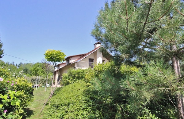 A 10min de CHAMBERY sur NOVALAISE Villa d’architecte 7 pièces de 220 m² plus T2 indépendant 50 m² sur plus de 1700m2– Idéal pour revenu locatif, activité professionnelle ou l'accueil de votre famille