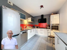 Maison à vendre 6 pièces LE PONT DE BEAUVOISIN (38) sur 800m2 de terrain. 