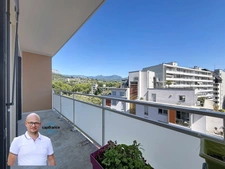 Appartement à vendre 3 pièces CHAMBERY (73) - 70m2 - balcon - garage et cave. 