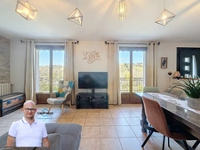 Maison à vendre 5 pièces LEPIN LE LAC (73) sur plus de 2200m2 de terrain à bâtir