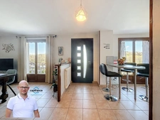 Maison à vendre 5 pièces LEPIN LE LAC (73) sur plus de 2200m2 de terrain à bâtir