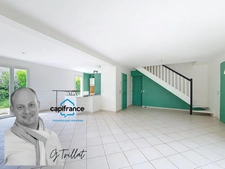 AOSTE Maison centre village, 3 chambres garage attenant 
