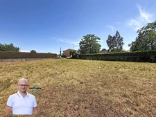 Terrain à vendre de 613,00 m² LES AVENIERES (38)