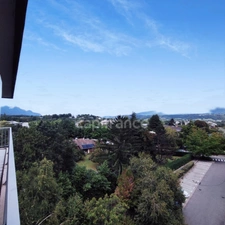 Dernier étage – T3 de 81 m² – Vue montagnes – Grand balcon – Isolation extérieure neuve