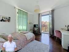Maison à vendre 7 pièces à LE PONT DE BEAUVOISIN  (38) - 214m2 habitable sur plus de 1800m2 de terrain