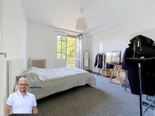 Maison à vendre 7 pièces à LE PONT DE BEAUVOISIN  (38) - 214m2 habitable sur plus de 1800m2 de terrain