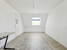 Le confort d’une grande maison familiale au calme de la campagne, avec toutes les commodités à proximité.