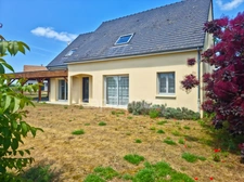 Le confort d’une grande maison familiale au calme de la campagne, avec toutes les commodités à proximité.