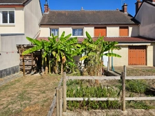 NOYEN-SUR-SARTHE - MAISON DE 101,45 m² AVEC JARDIN, TERRASSE ET GARAGE