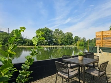 Neuville-sur-Sarthe - Terrain de loisirs de 425 m² en bord de Sarthe. Posez vos valises et profitez ! 