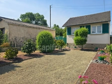 Neuville-sur-Sarthe - Terrain de loisirs de 425 m² en bord de Sarthe. Posez vos valises et profitez ! 