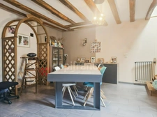 Maison de campagne avec 4 chambres, potentiel d'aménagement et terrain sans vis-à-vis à Tresson